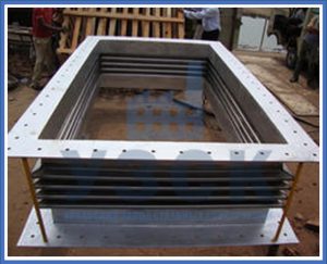 прямоугольные линзовые компенсаторы в Саранске