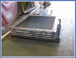 прямоугольные линзовые компенсаторы в Саранске